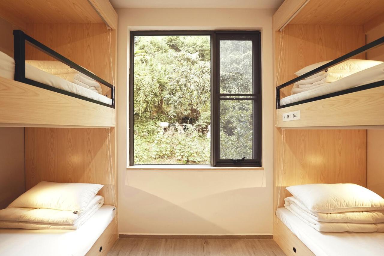 Travel Of Swan International Hostel Чжанцзяцзе Экстерьер фото
